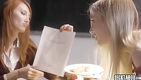 Married guy with hot blonde