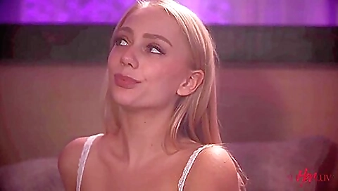 Shake with a girl loves her sexy body