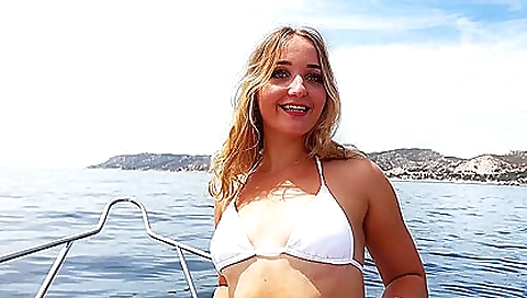 Trailiann slapsy fuck and wet